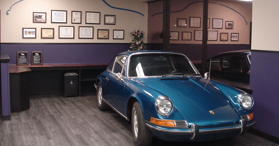 Drews Garage auto repair service in Schauburg Illinois